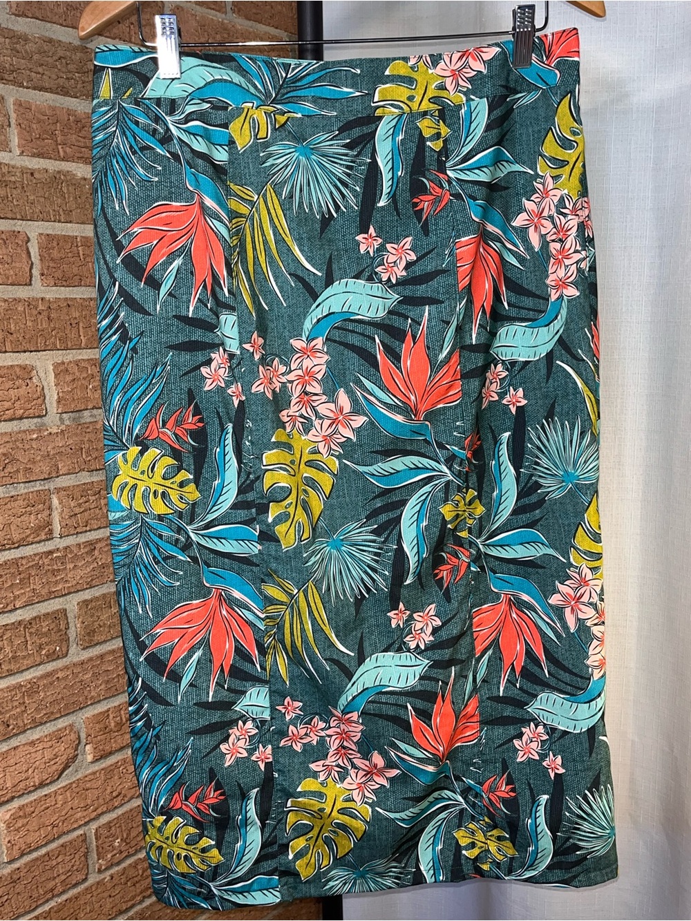 RipSkirt Hawaii Paia Maui Tropical Wrap Skirt Medium Resort Cruise travel - Picture 8 of 9